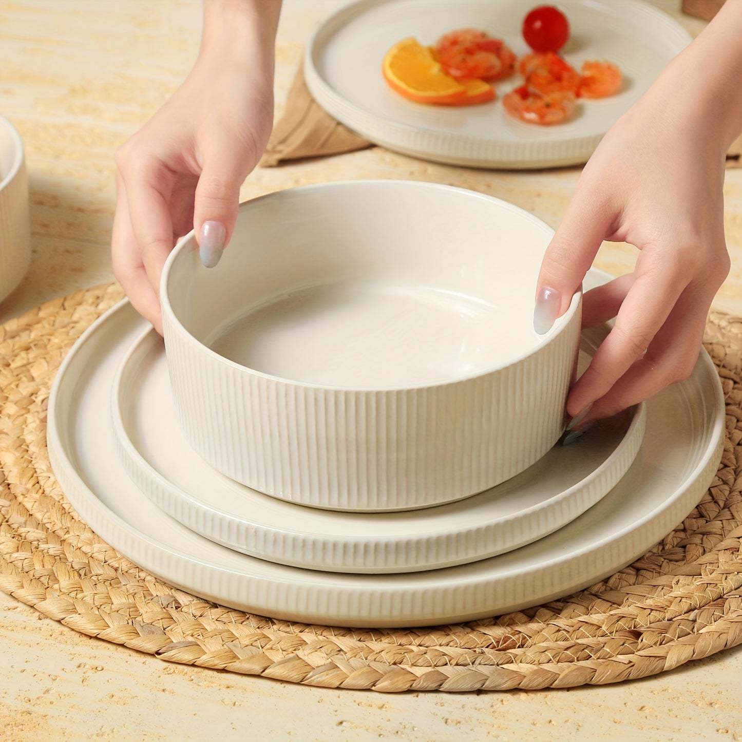 16-Piece White Patterned Ceramic Tableware Set – European Classic Dinnerware for Elegant Dining