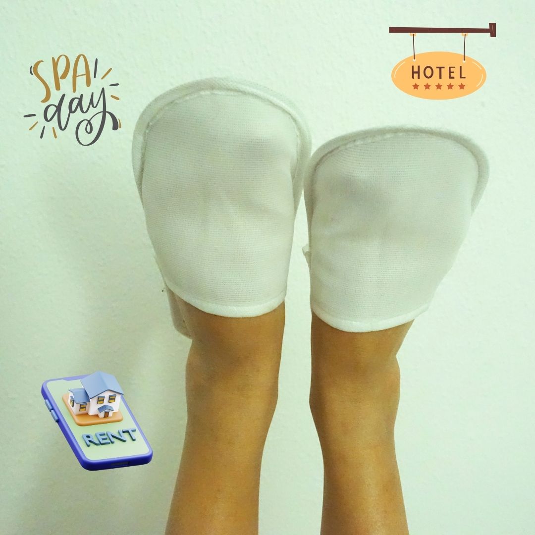Roomsium 30 Pairs White Disposable Slippers | Roomsium Hotel & Spa Guest Amenities
