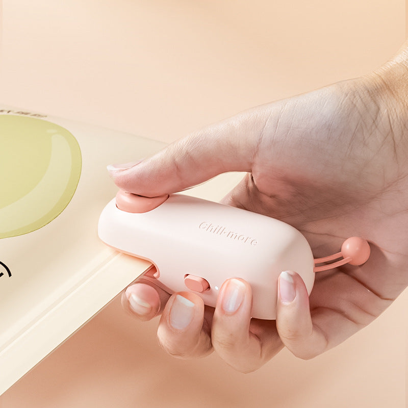 Portable USB Bag Sealer – Rechargeable Mini Heat Sealer with Cutter