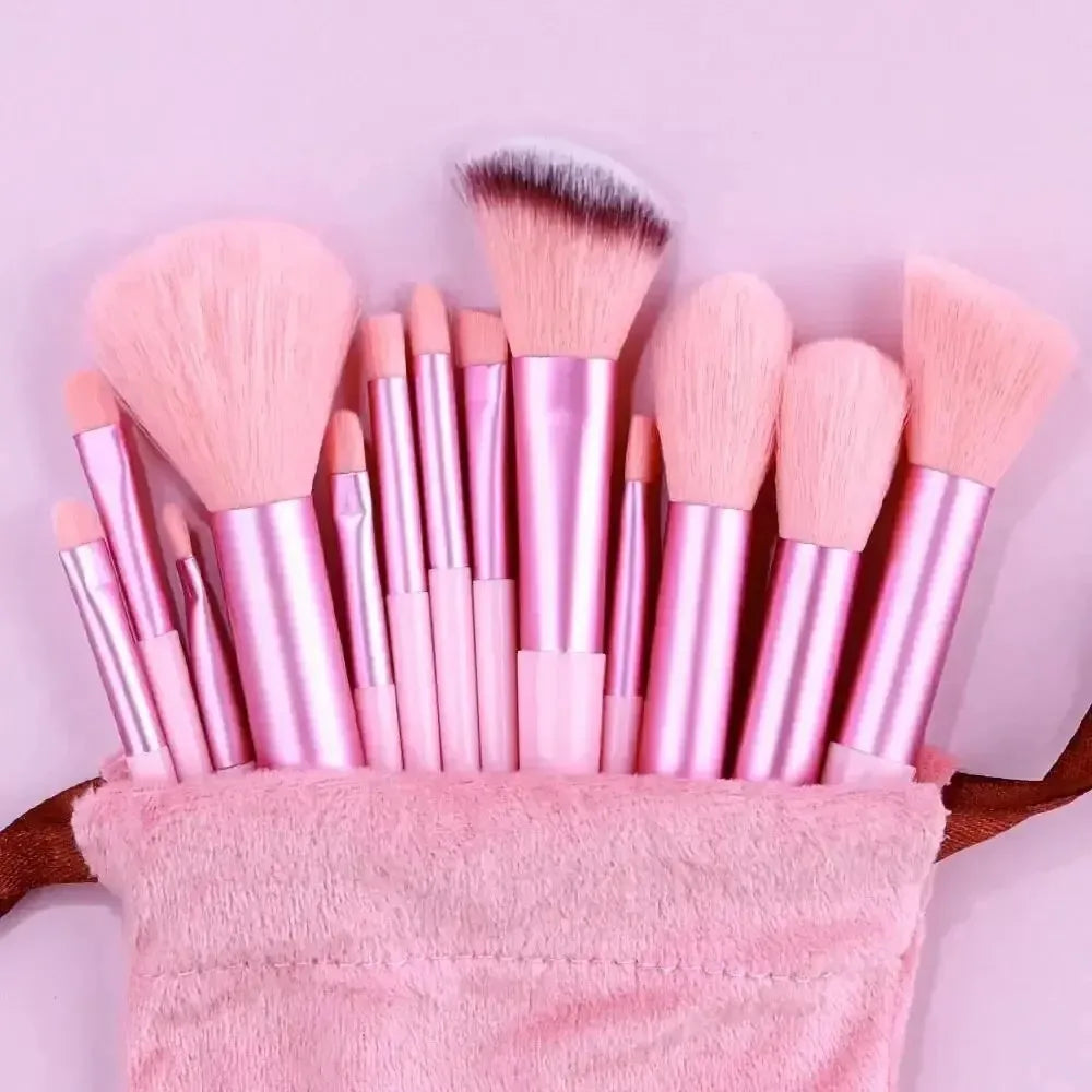 13-Piece Makeup Brush Set – Nylon Bristles