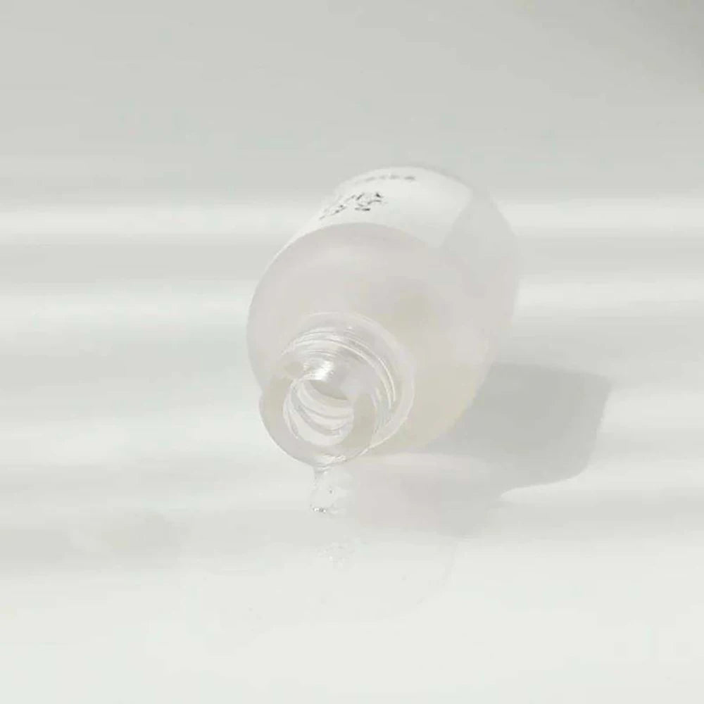 Korean-Style Calming Glow Serum – Green Tea, Niacinamide & Snail Mucin - Roomsium