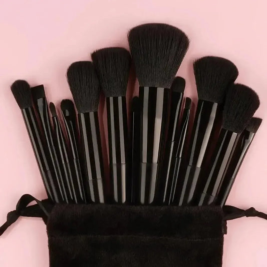 13-Piece Makeup Brush Set – Nylon Bristles