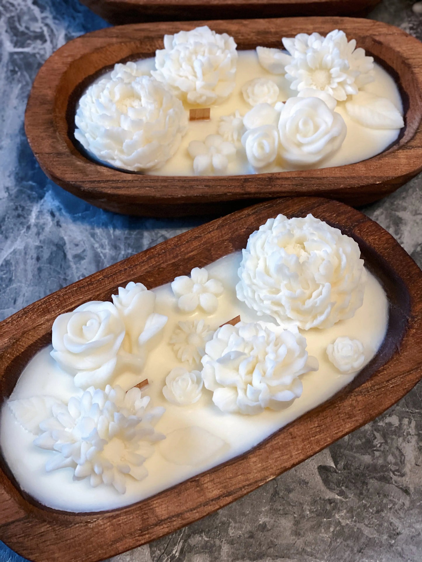 Botanical Wooden Bowl Candle – Handcrafted Soy Wax Decor - Roomsium